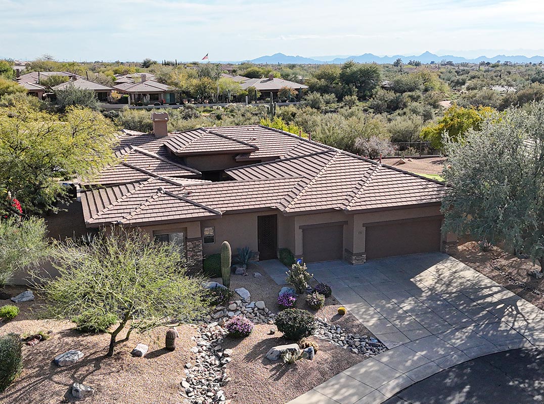 Graceful Design. Gated Prestige. Desert Serenity.