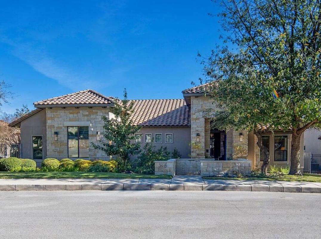 Architectural Elegance on 1.31 Acres in Palacios at Cibolo Canyons