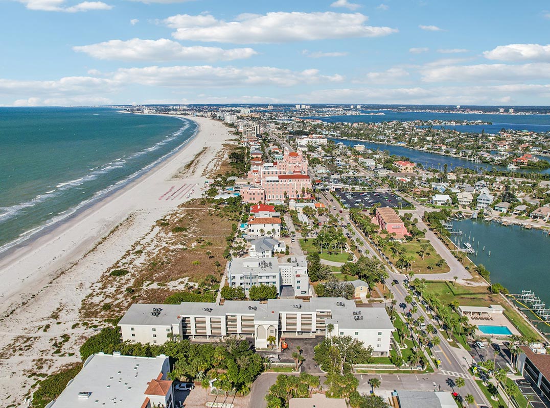 BEACH FRONT 3/2 condo
