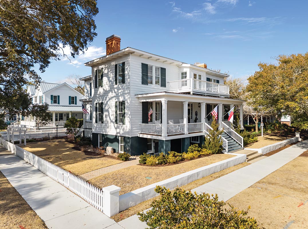 Southport's Iconic East Bay Street 