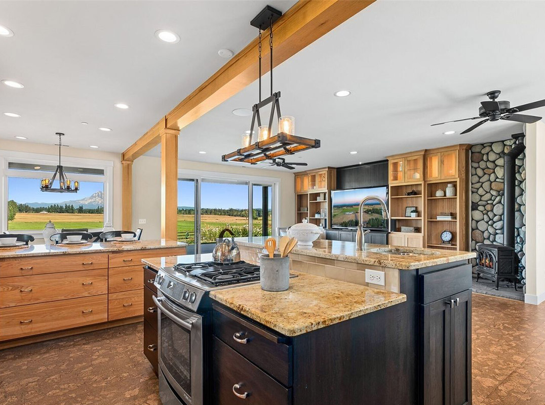 Welcome to Paradise!