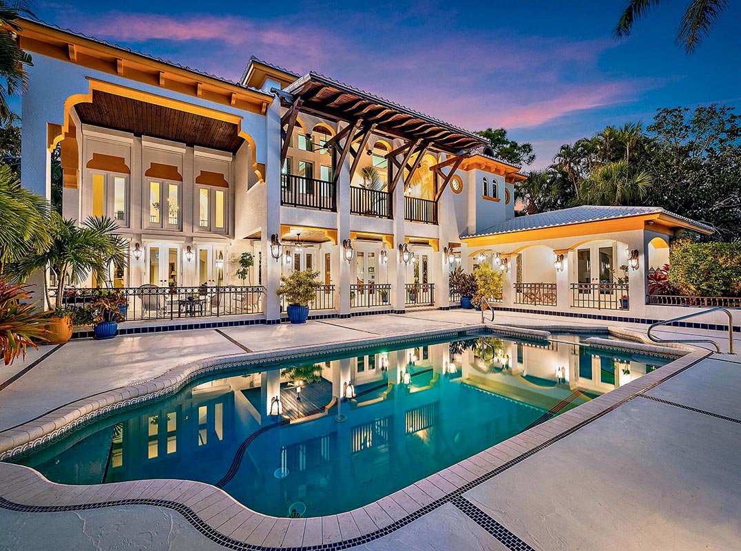 Exquisite Direct Intracoastal Estate!