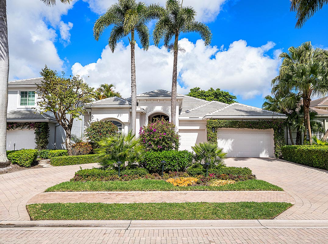 Golf CourseViews in Ballenisles