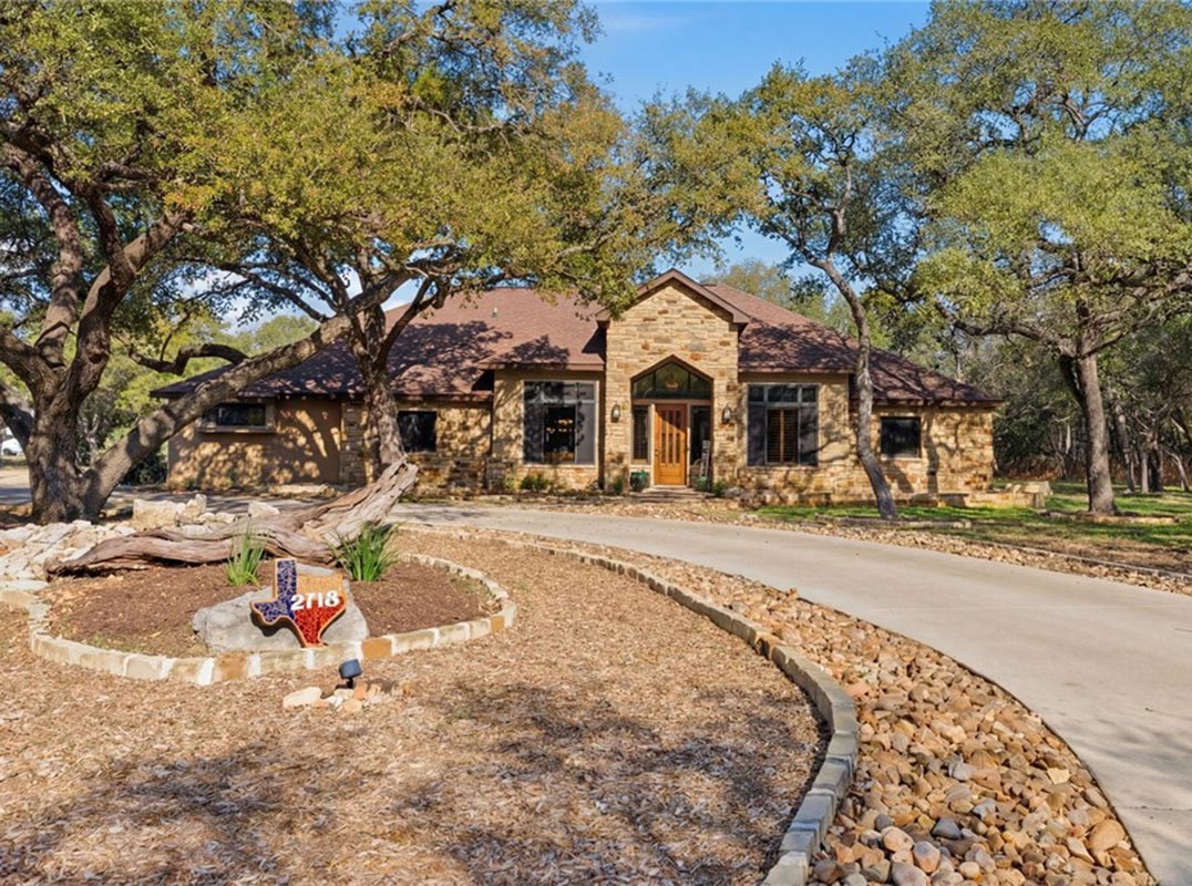 Hill Country Charm In Rockwall Ranch