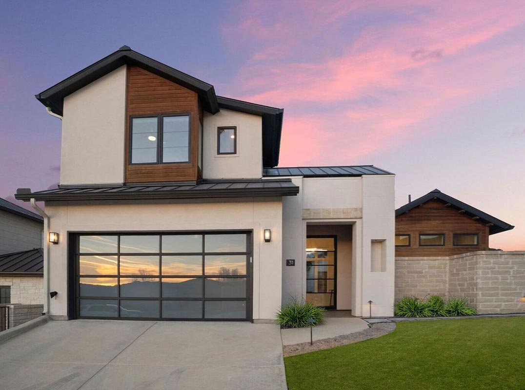 Sophisticated Low-Maintenance Living