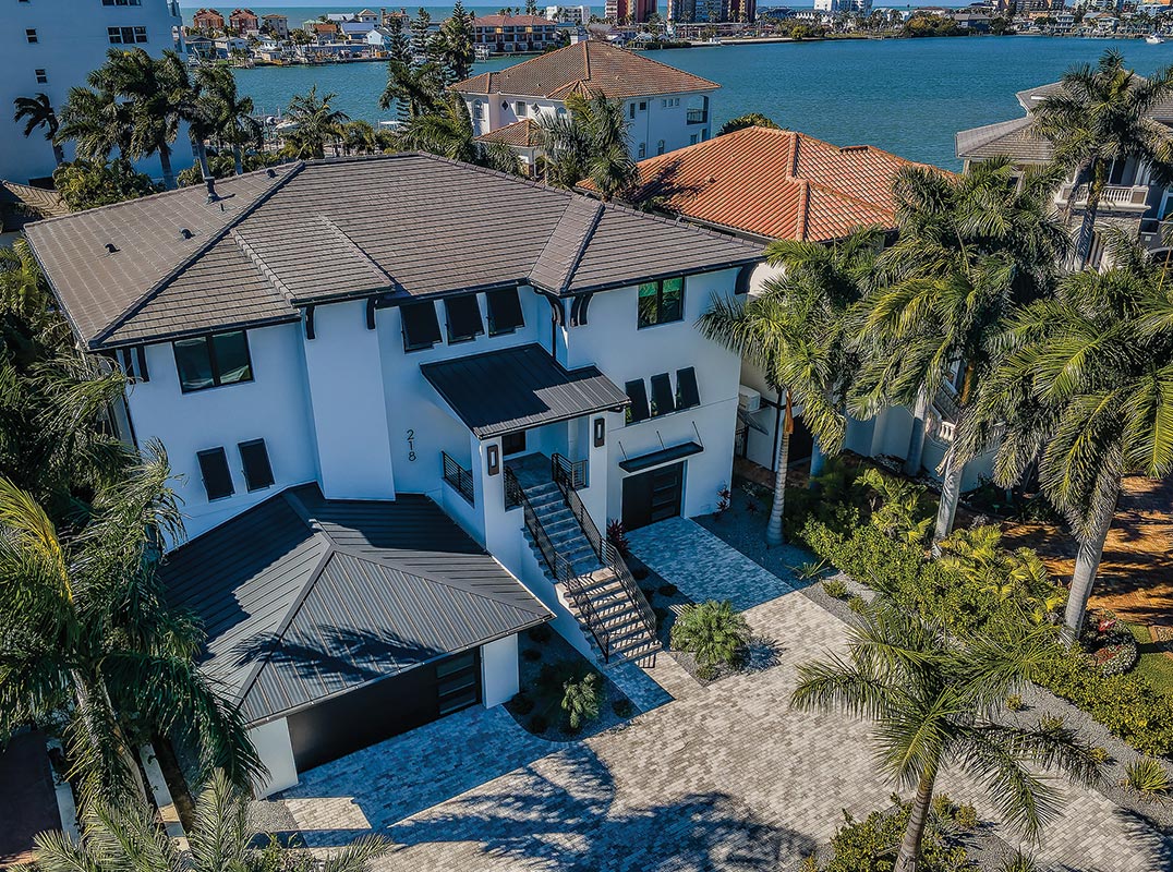 Redington Shores Yacht & Tennis Club