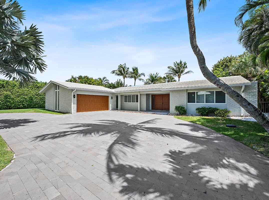 Updated Mid-Century Modern with Intracoastal Frontage