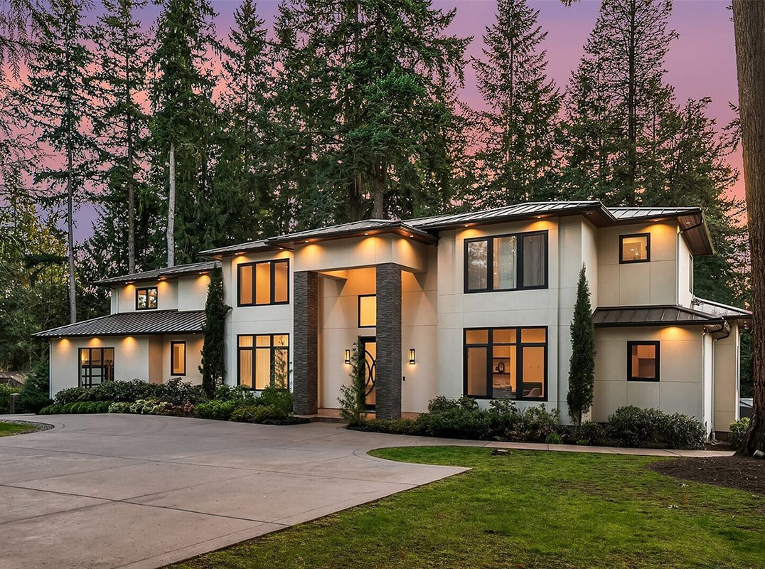 Custom Built Bridle Trails Estate