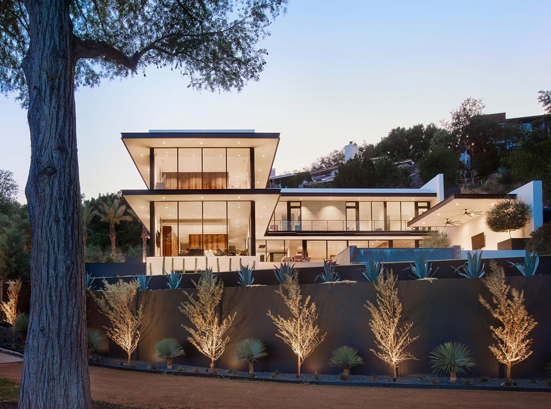 One of One | Lake Austin's Architectural Edge