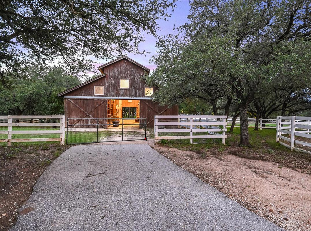 Fenced And Gated Gentleman’s Ranch