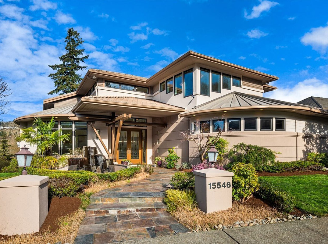 Custom Lochwood-Lozier Home