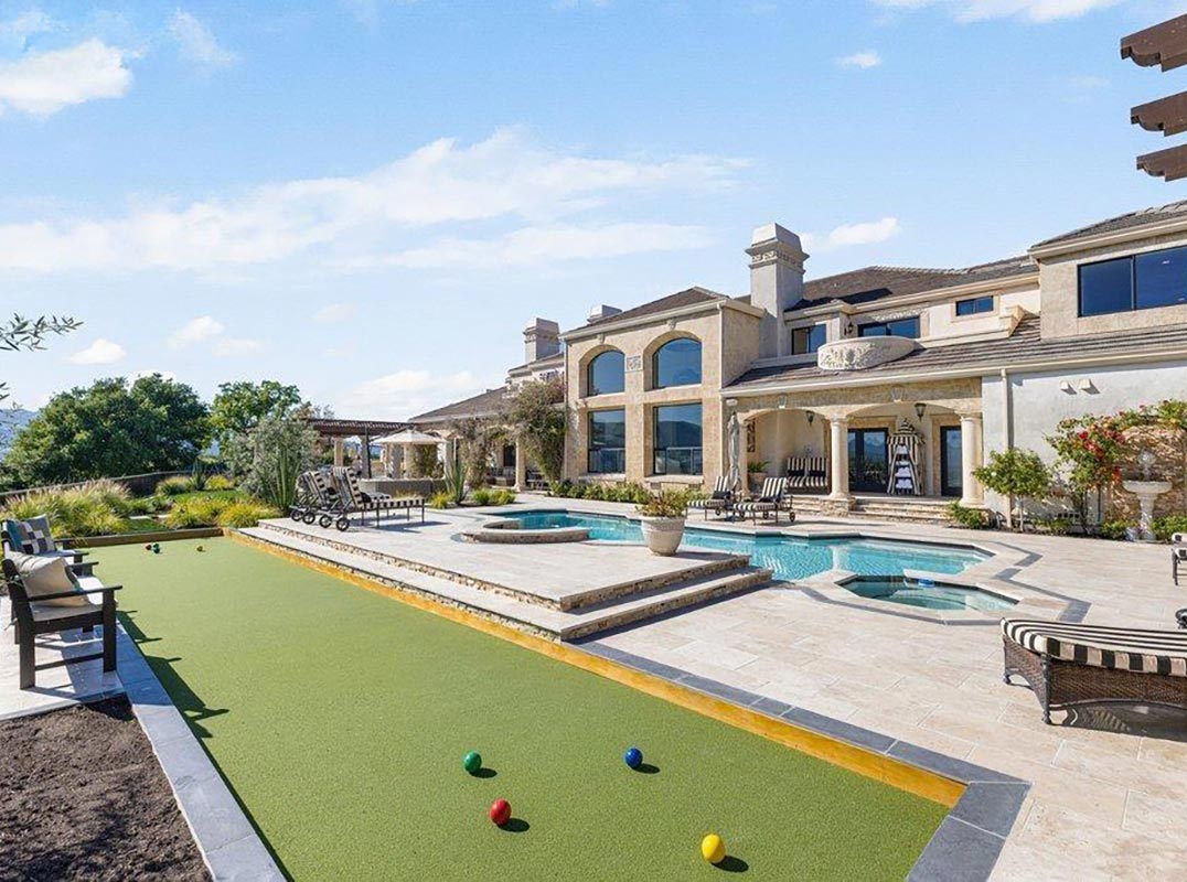 An Italian Villa Where Every Detail Inspires Extraordinary Living.