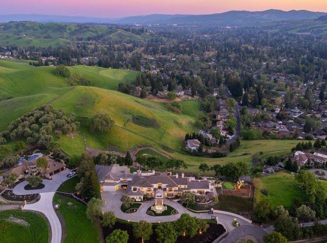 Introducing 360º of Unrivaled Living – Bella Vista de Valle