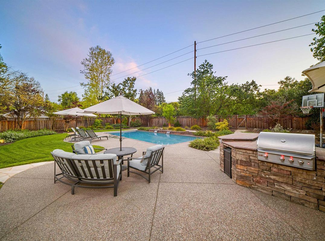 Stunning Home Tucked At The End Of A Quiet Cul-De-Sac