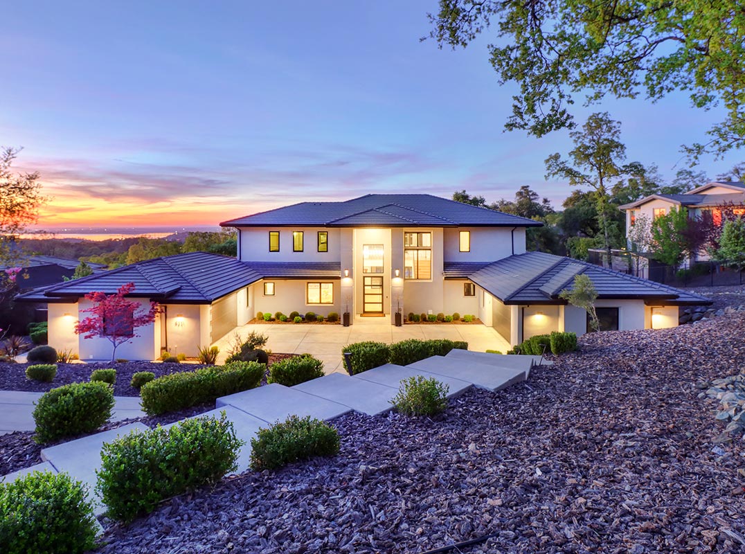 Stunning Serrano Estate