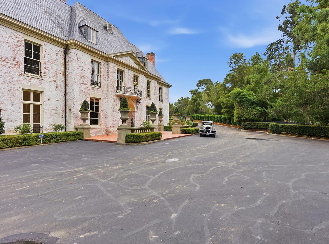 The Crosby Estate, Hillsborough