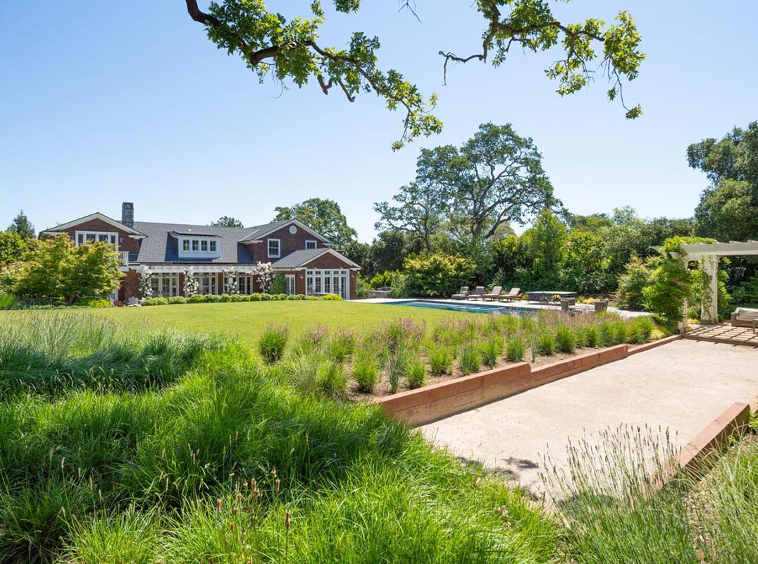 California Living Meets East Coast Elegance in the heart of Woodside