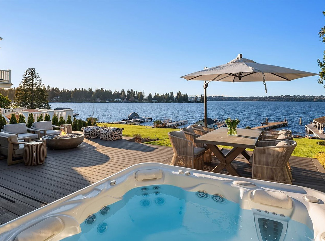 West Bellevue Waterfront Living