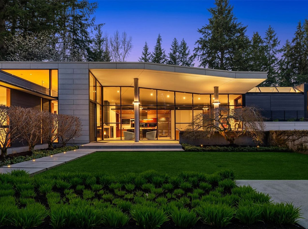 Inside/Outside House