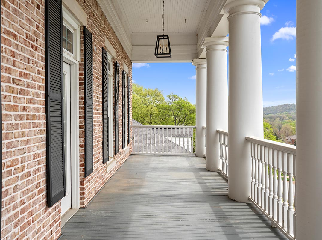 Where The Views Take Center Stage