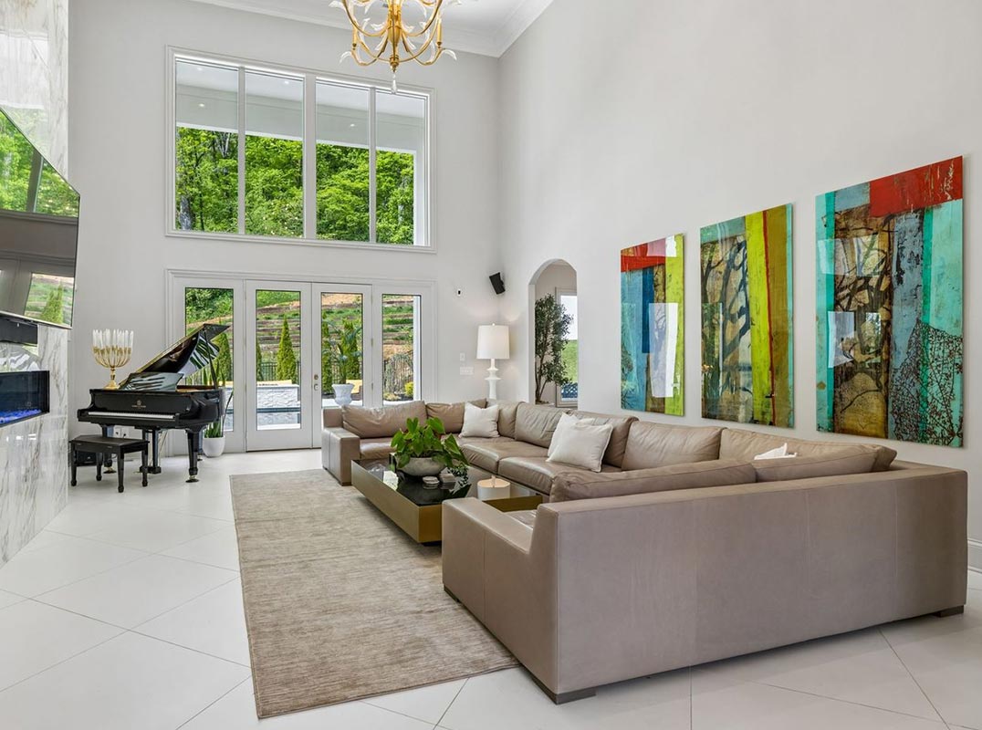 A Breathtaking Contemporary Estate With Clean Architectural Lines, A Resort-Style Pool, And Private Surroundings.
