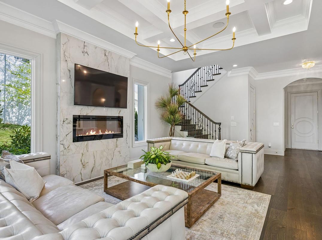 A Breathtaking Contemporary Estate With Clean Architectural Lines, A Resort-Style Pool, And Private Surroundings.