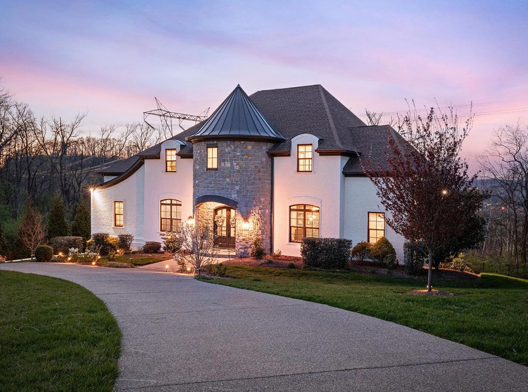 European Architecture with Modern Amenities