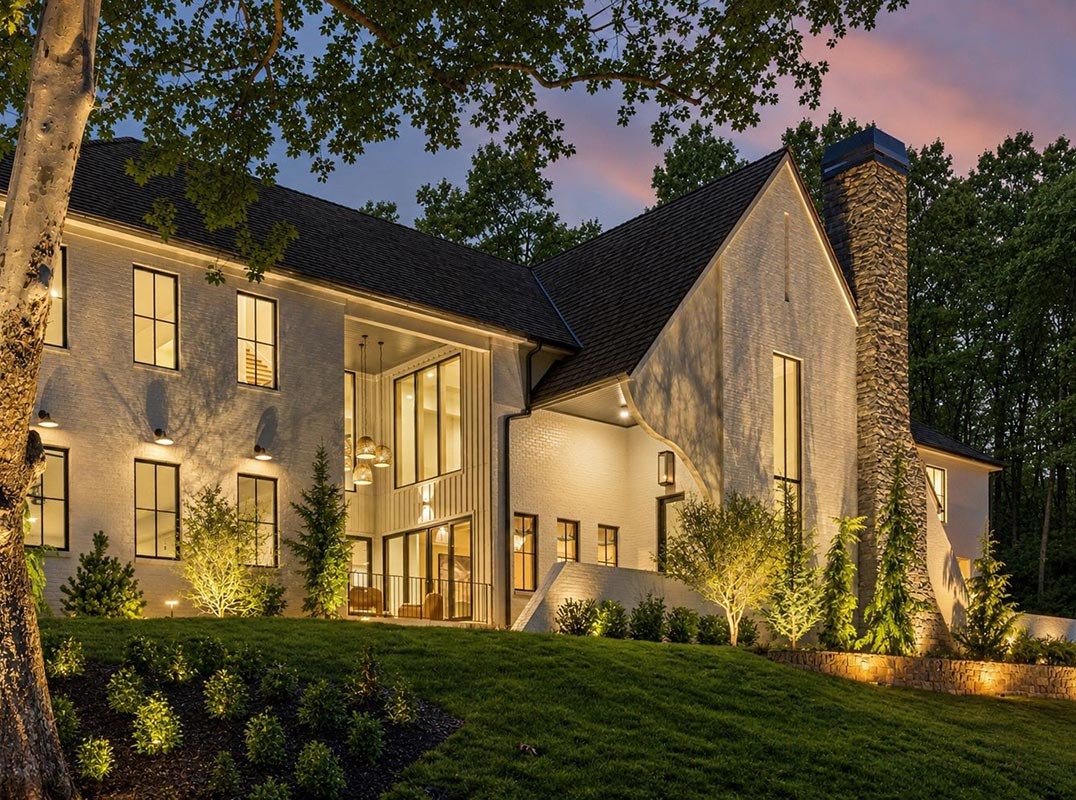 Extraordinary Estate Tucked Within Oak Hill