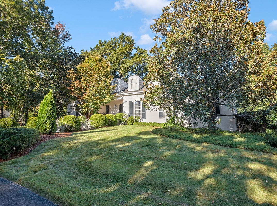 Jewel of Hillwood on Two Acres