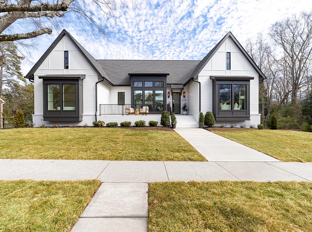 Architectural Style Blends the Traditional and Modern 