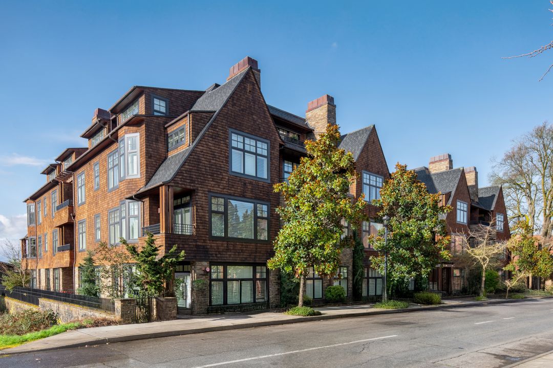 EFFORTLESS LIVING | FIRST ADDITION