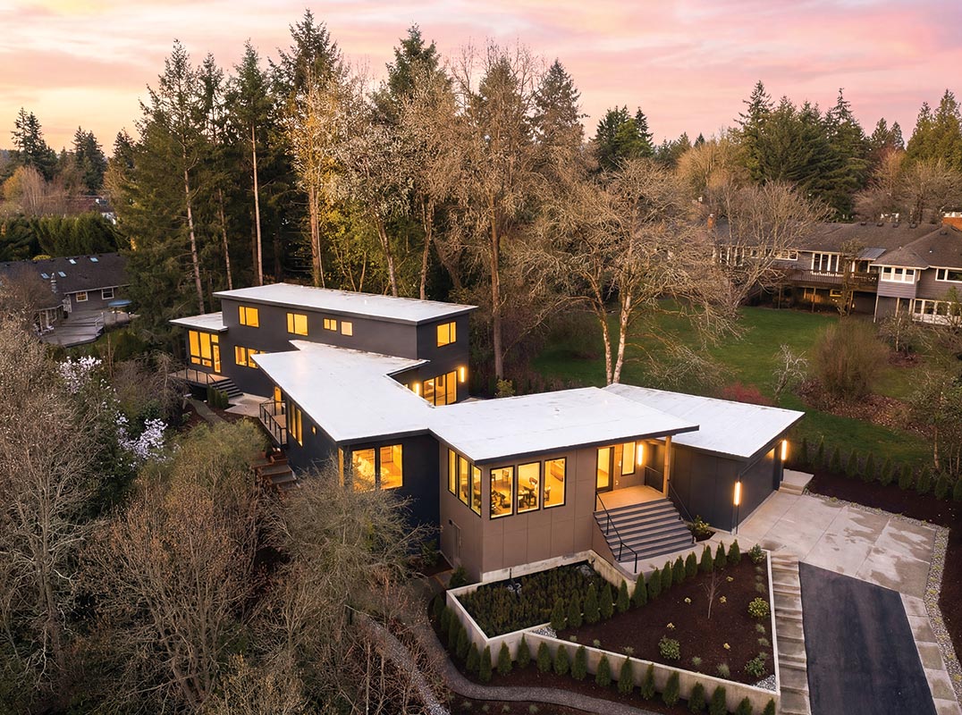 Modern Showstopper in Bridlemile