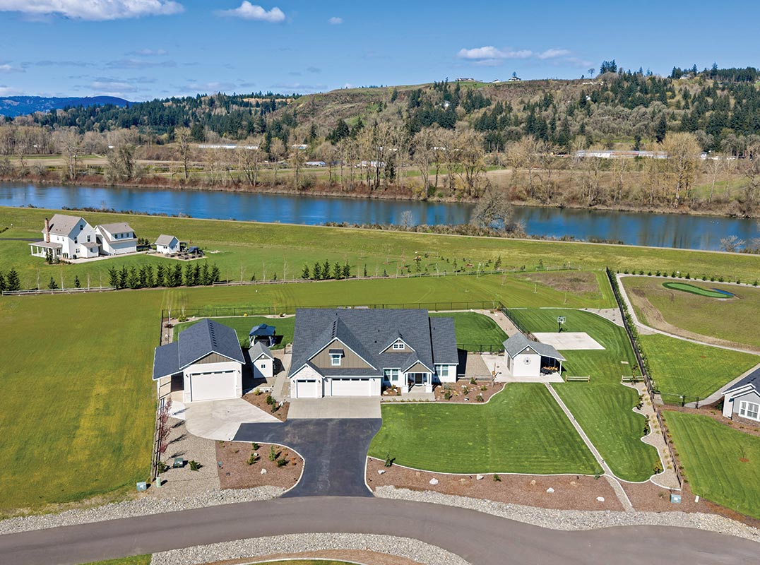 ELEGANT ACREAGE LIVING ELEVATED