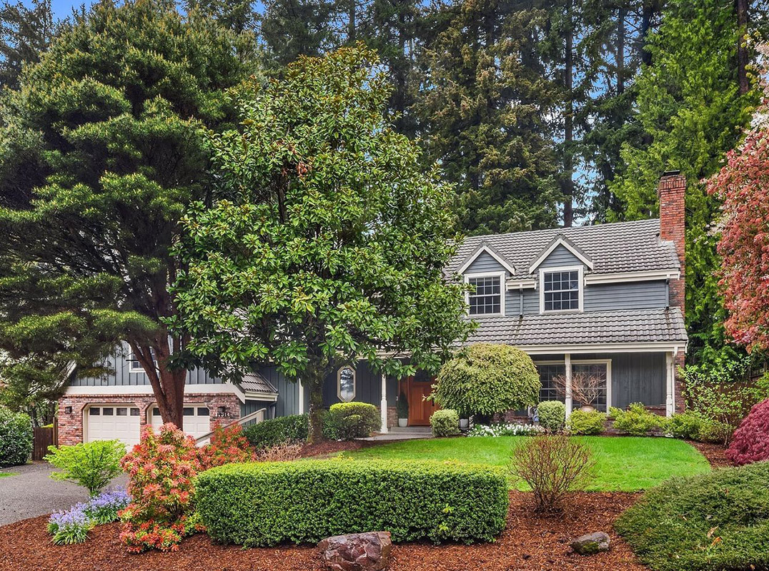 Ideally Located Bellevue Residence