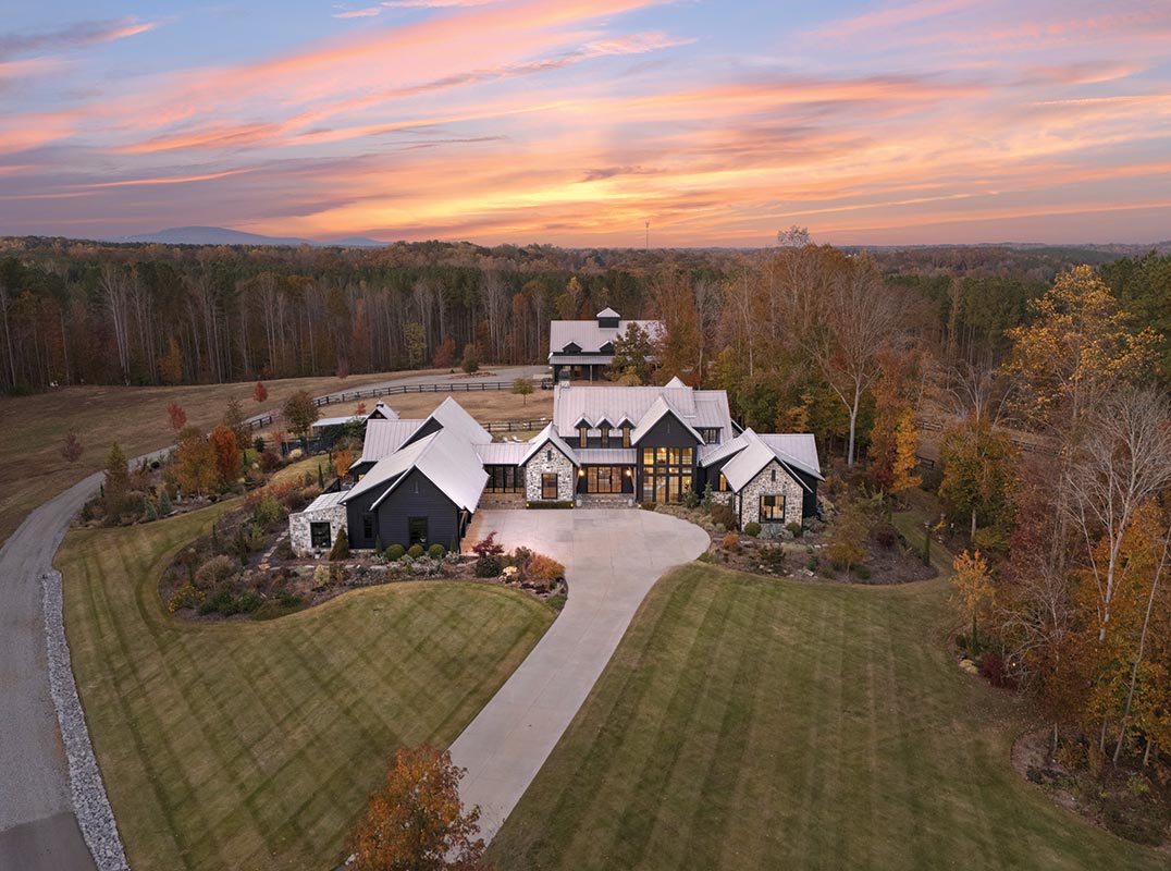 Extraordinary 100 acre Modern Estate