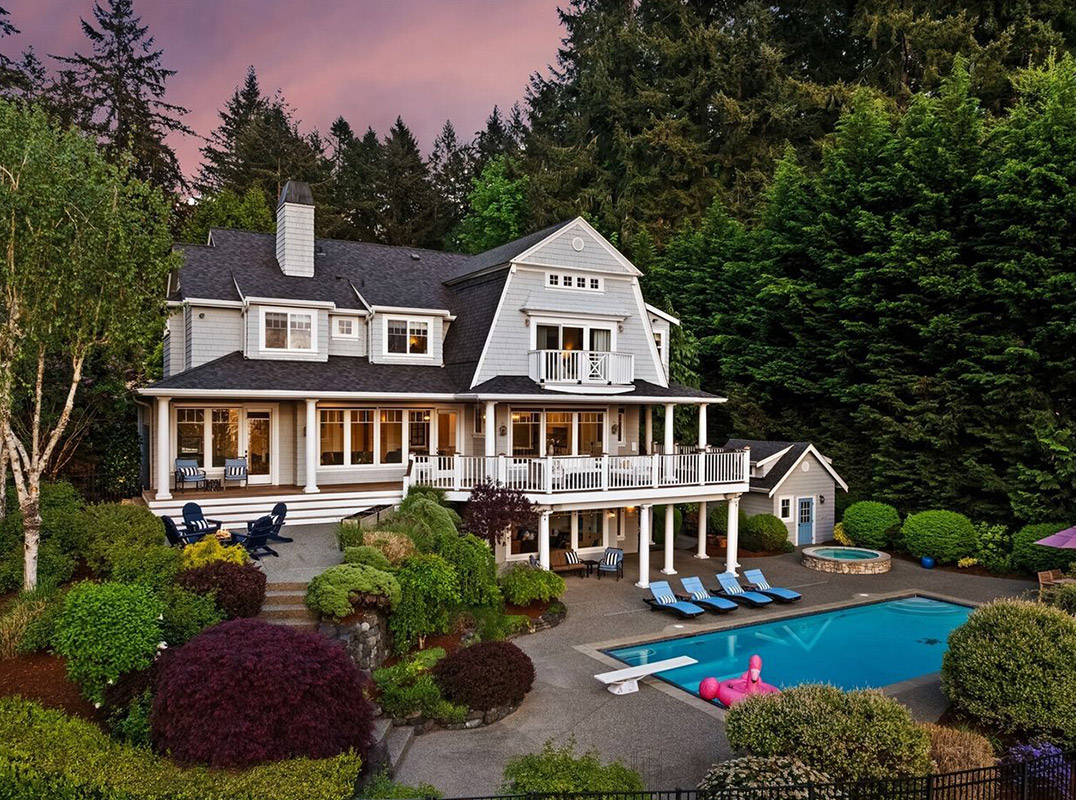 Nantucket Meets Pacific Northwest