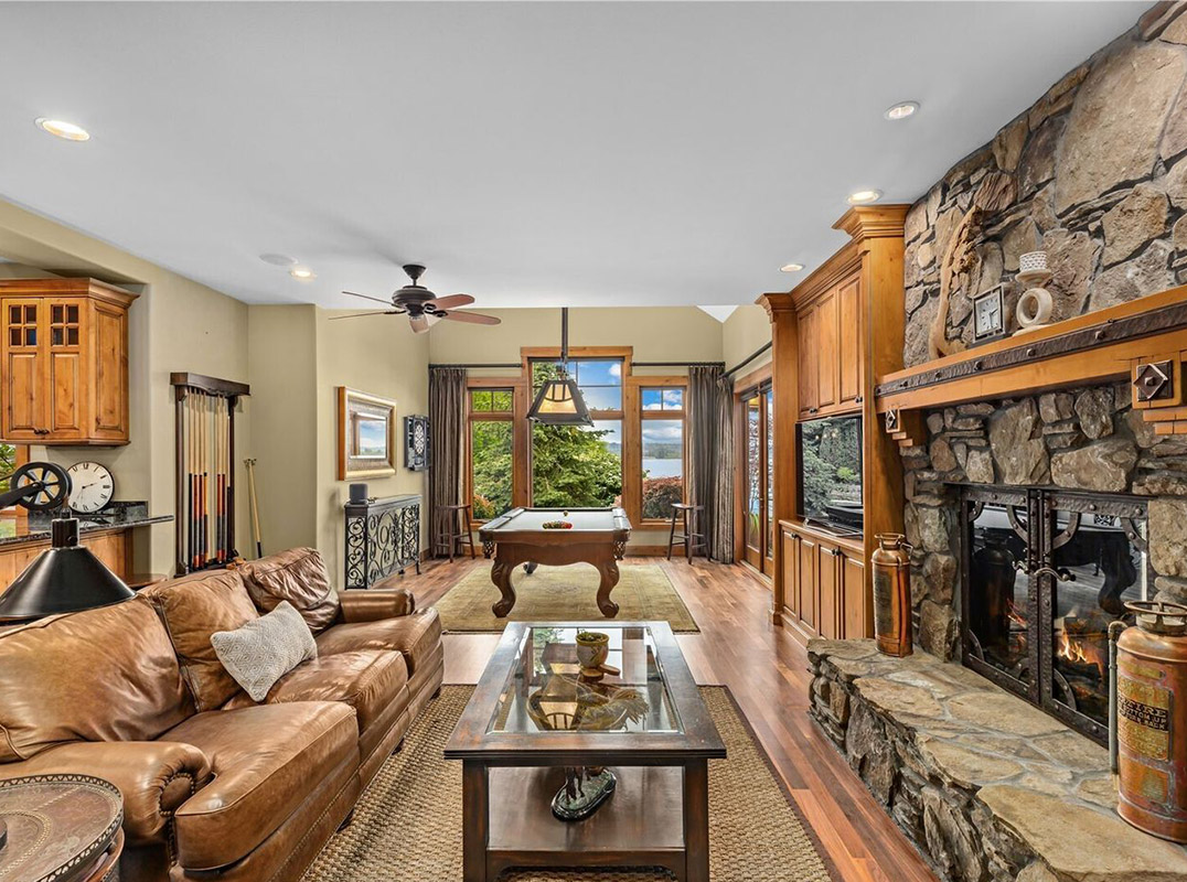Weber Point MacPherson Original