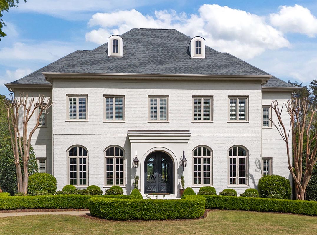 Sweeping Golf Course Views in The Peninsula