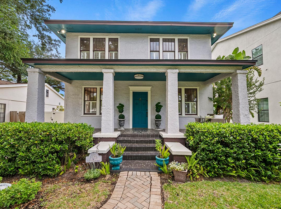 Timeless 1925 Sanctuary in Palm Park