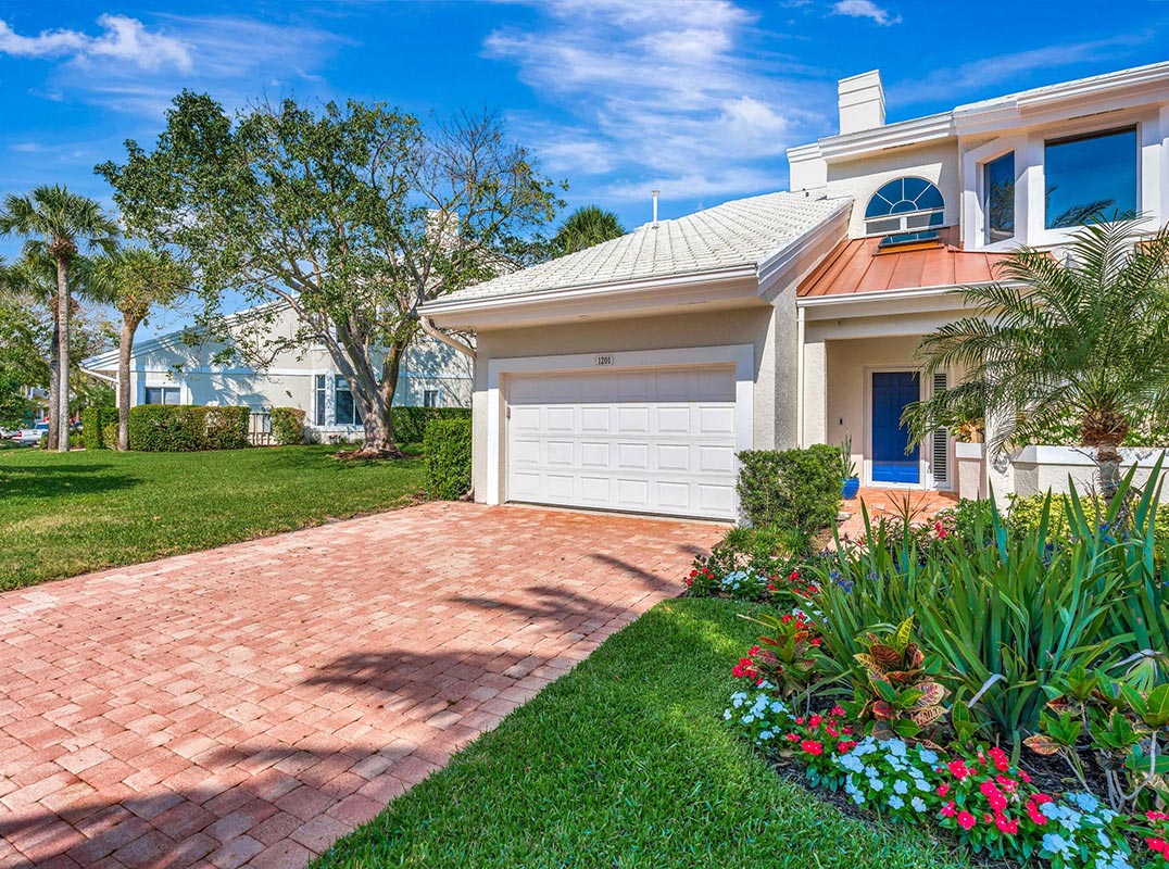 Beautifully Renovated First-Floor Harbor Home in Admirals Cove