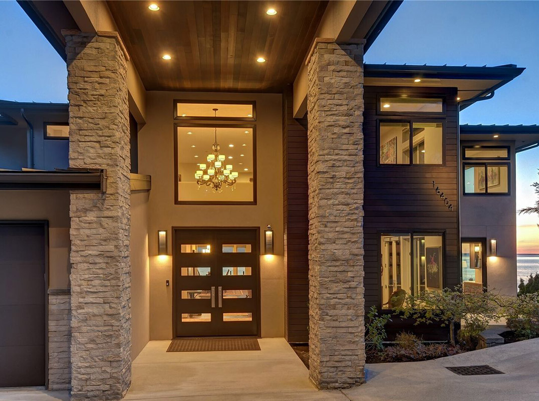 Architecturally Refined Waterfront Estate