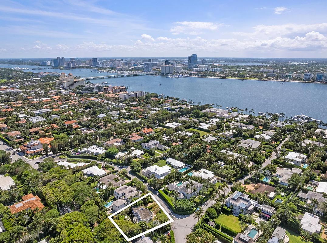 Buildable Parcel on Crescent Drive