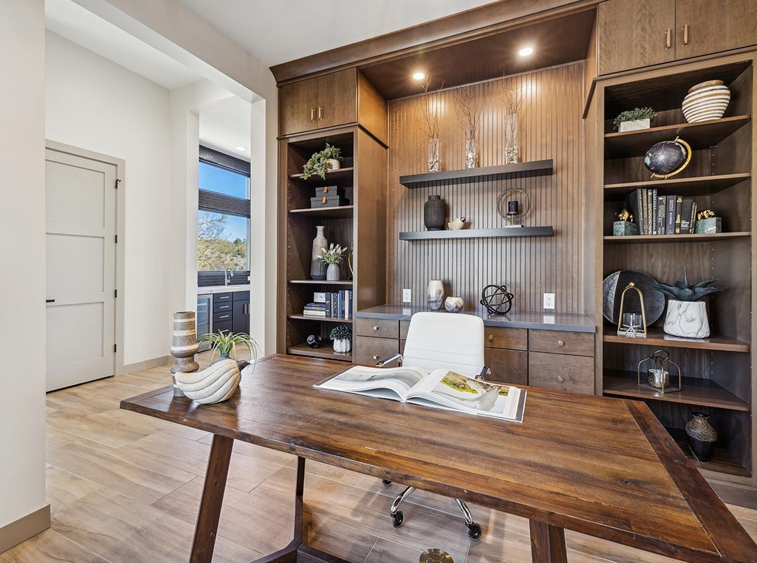 Contemporary Southwest living in gated Eagles Nest