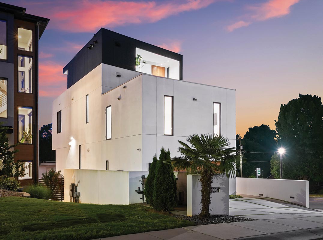 Modern Architecture with Unrivaled Skyline Views