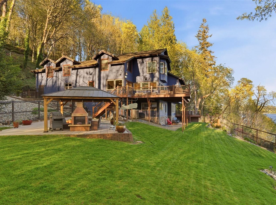 Extraordinary Gig Harbor Estate