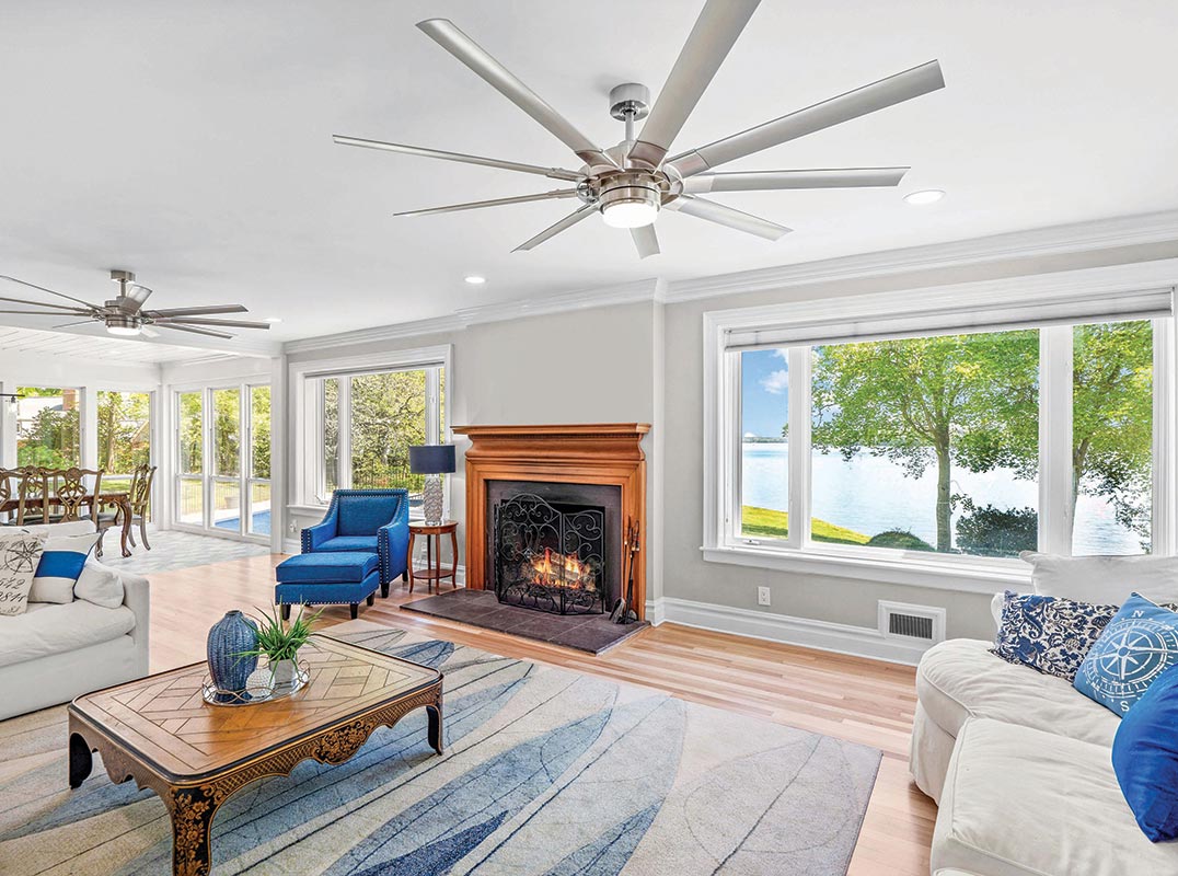 Spectacular Waterfront Living on High Rock Lake
