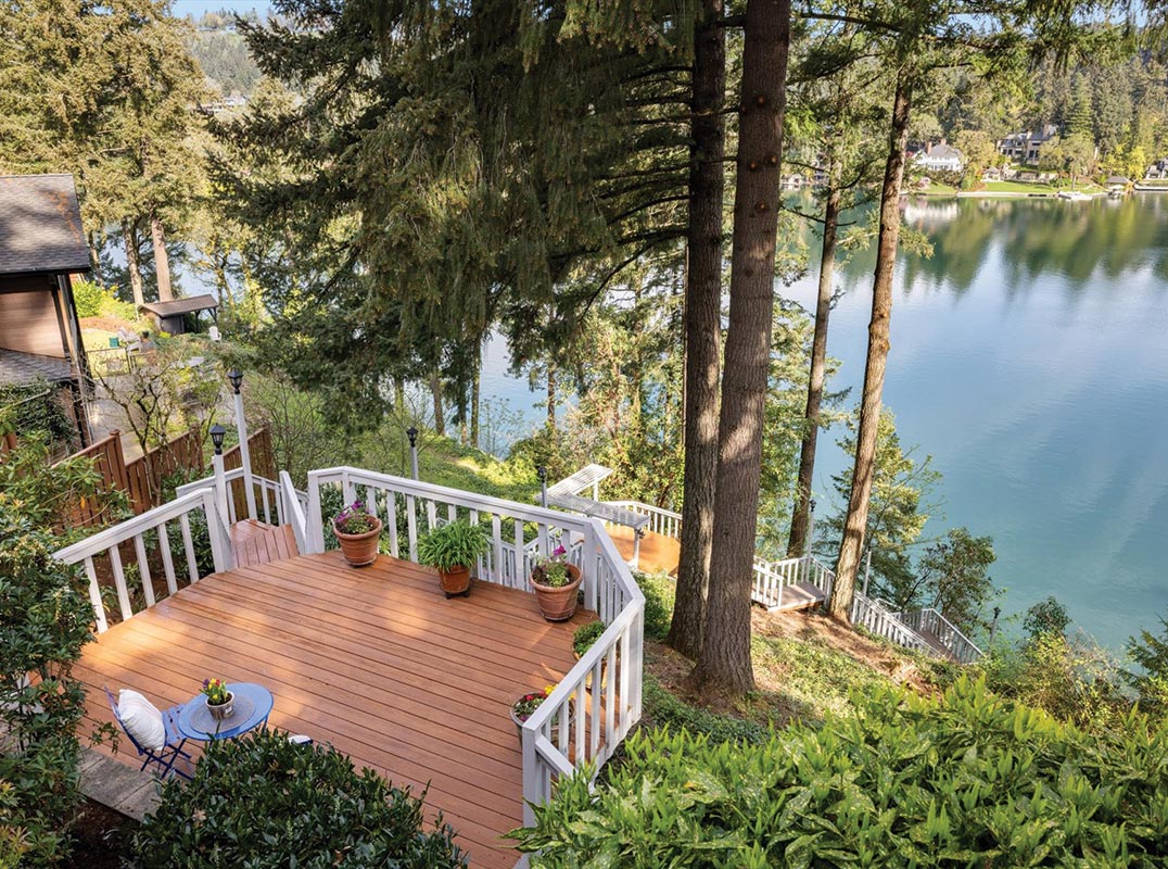 SWEEPING OSWEGO LAKE VIEWS