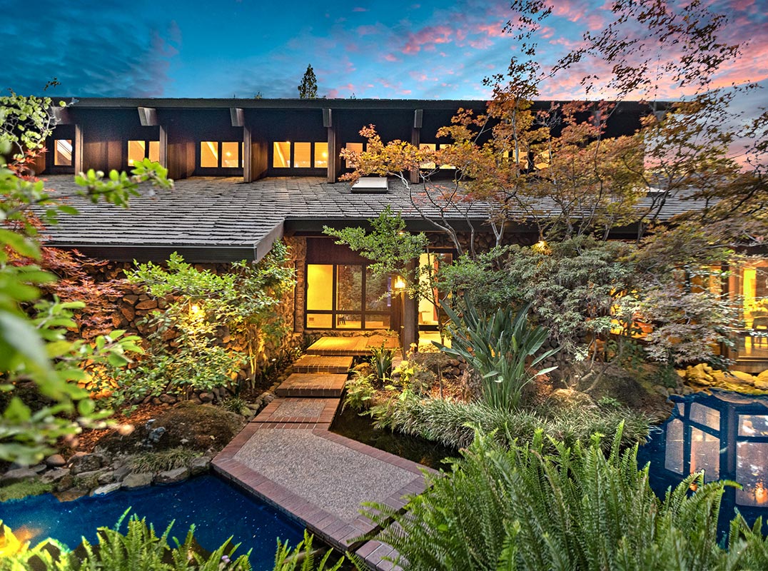 Luxury on Retreat