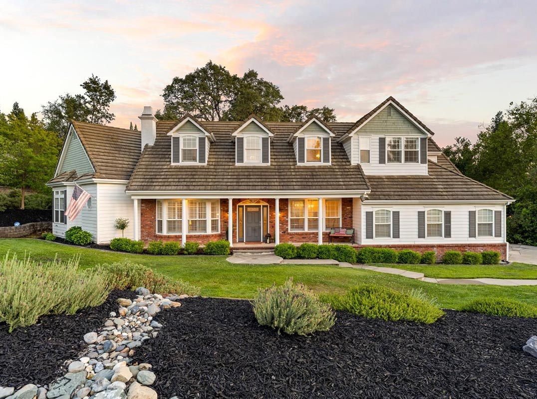 Harmonious Living in a Parklike Setting