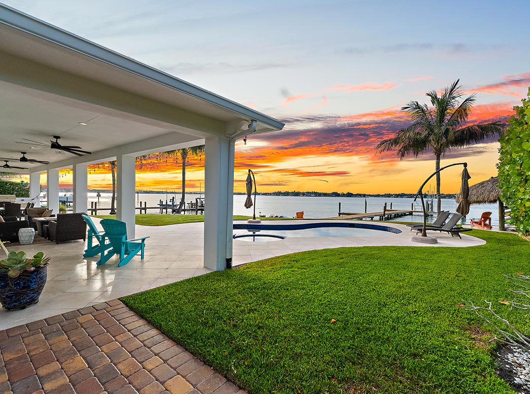Waterfront Retreat on the Loxahatchee River
